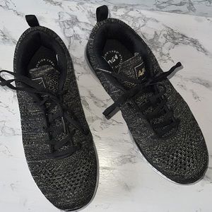 APL SNEAKERS ATHLETIC PROPULSION LABS WOMENS SIZE 8 BLACK WITH WHITE TRIM